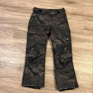 Swiss Alps camo ski snow pants